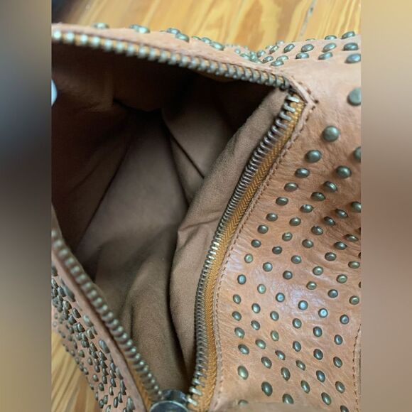 Platania Crossbody Bag - Picture 7 of 12